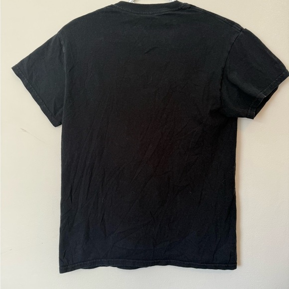 Vintage FRIENDS Black Graphic Tee Ladies Size Small - Picture 4 of 5